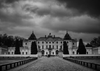 „Wersal Podlasia”: Historia i znaczenie Pałacu Branickich